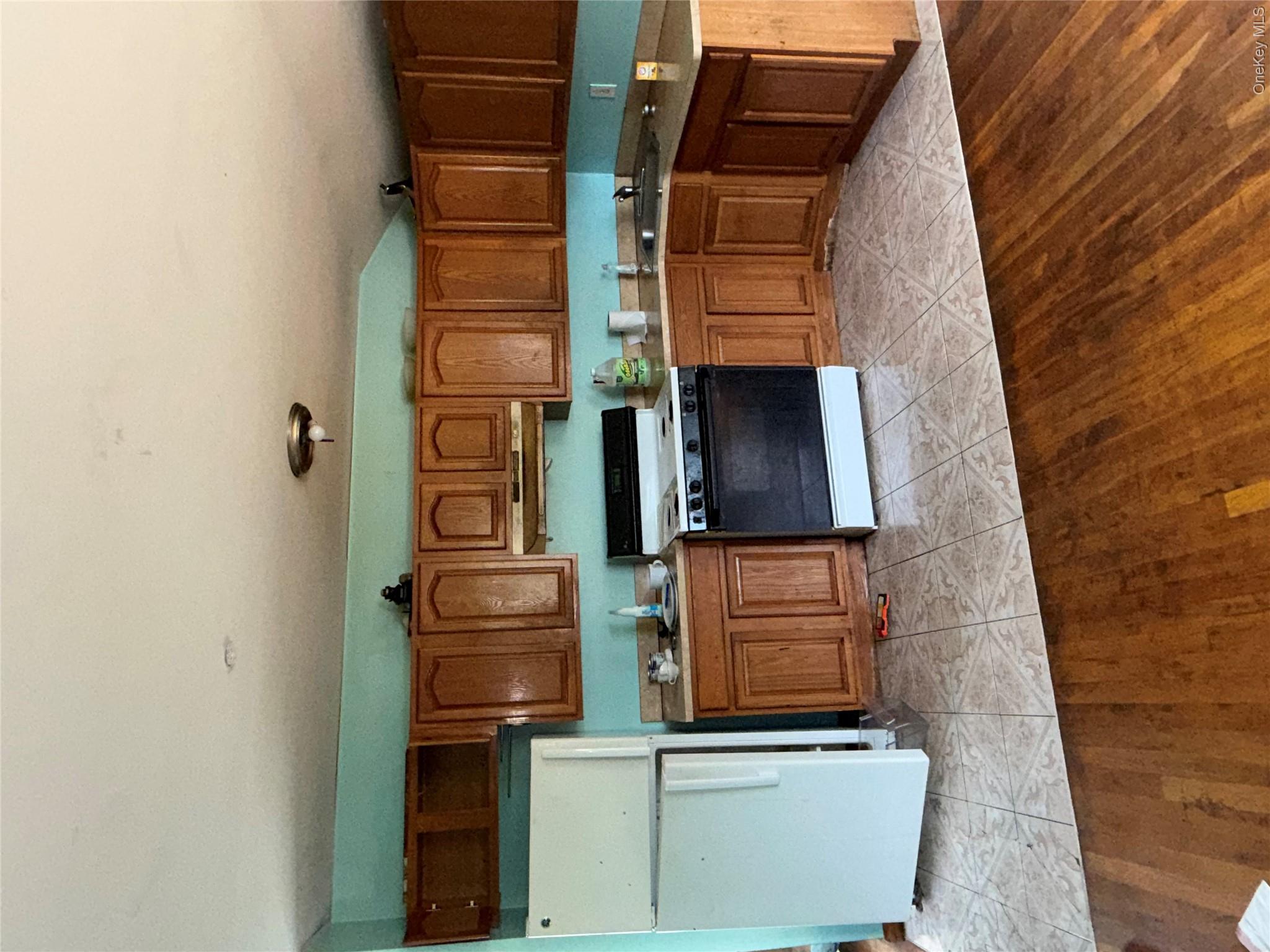 145-59 222nd Street – For Sale photo 3