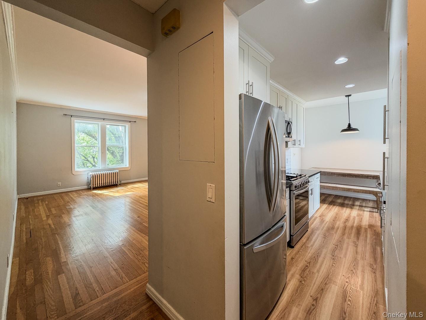 1428 Midland Avenue, Unit 3H photo 10