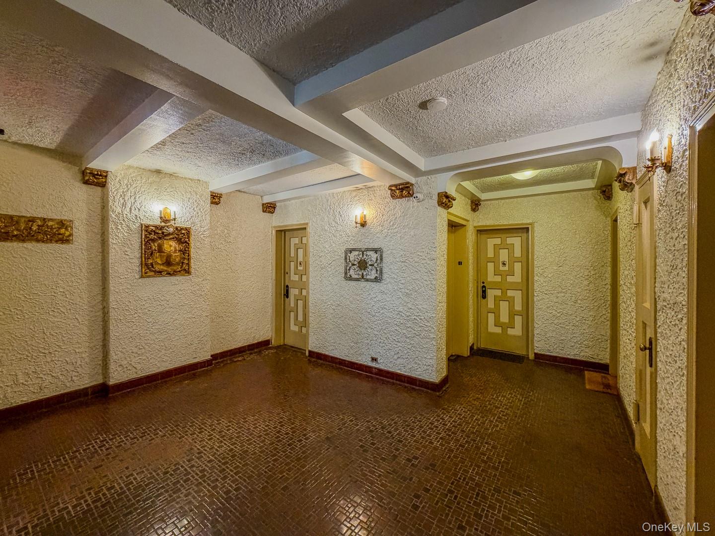 1428 Midland Avenue, Unit 3H photo 5