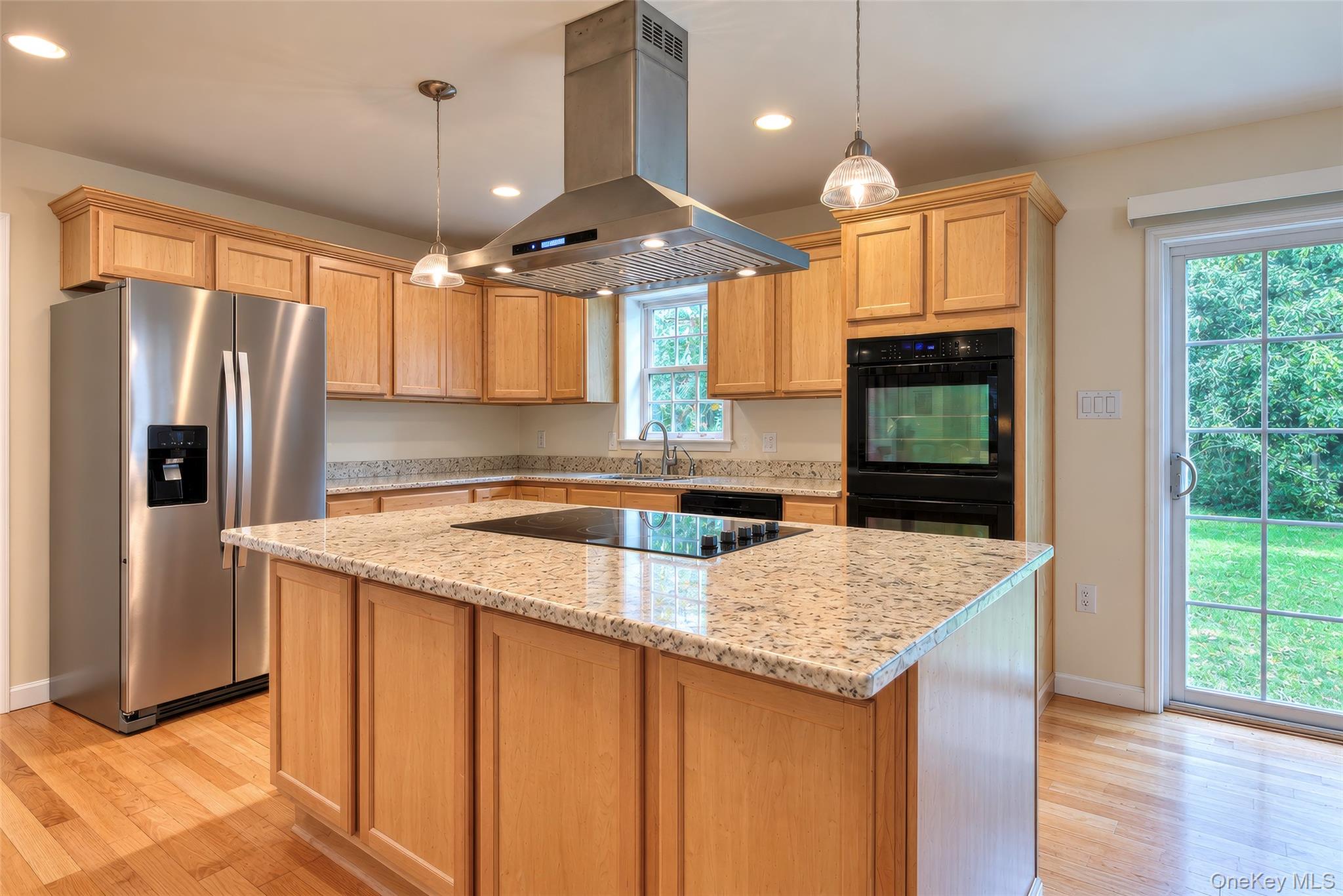 168 Pier Avenue – For Sale photo 5