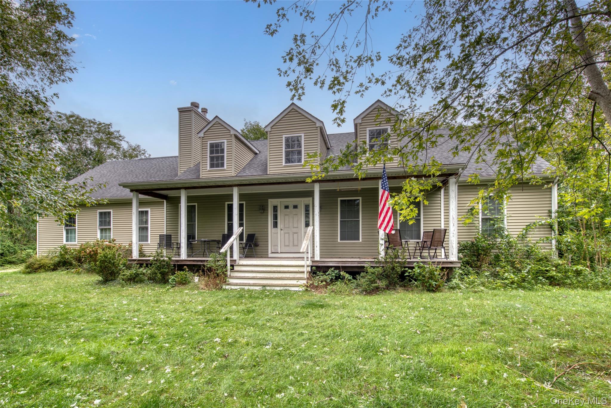 168 Pier Avenue – For Sale