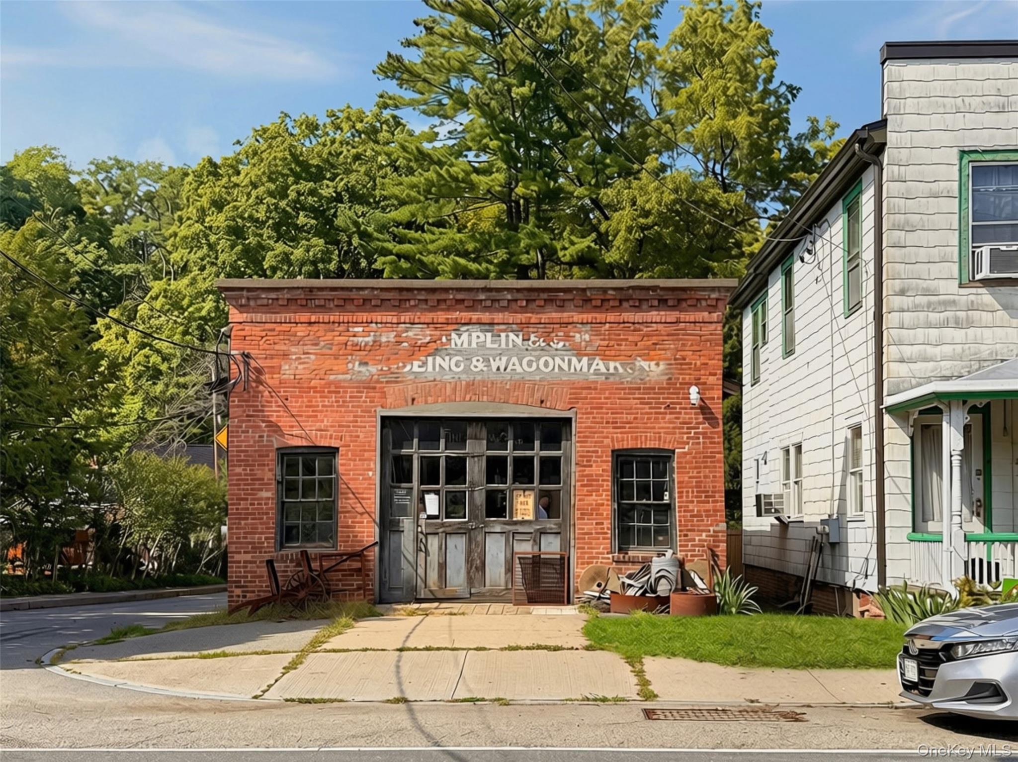 286 Main Street – For Sale