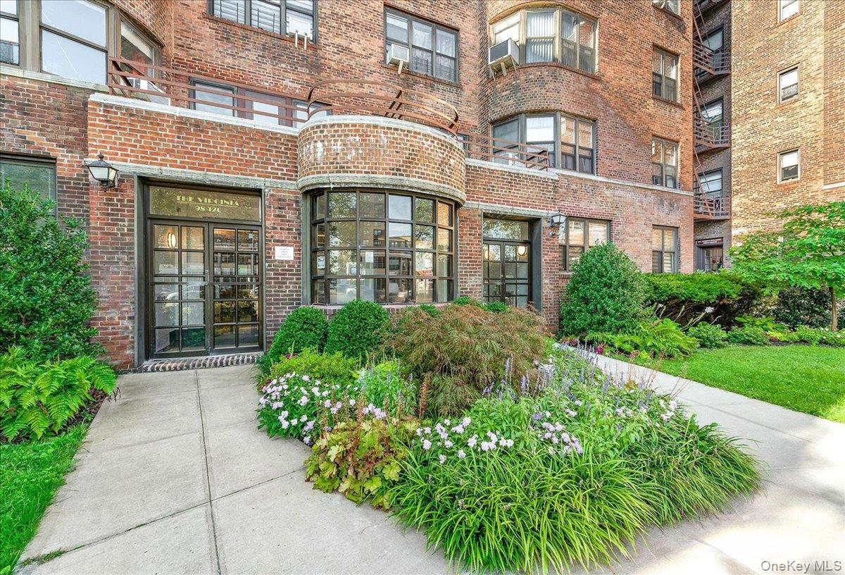98-120 Queens Boulevard, Unit 5/D photo 31