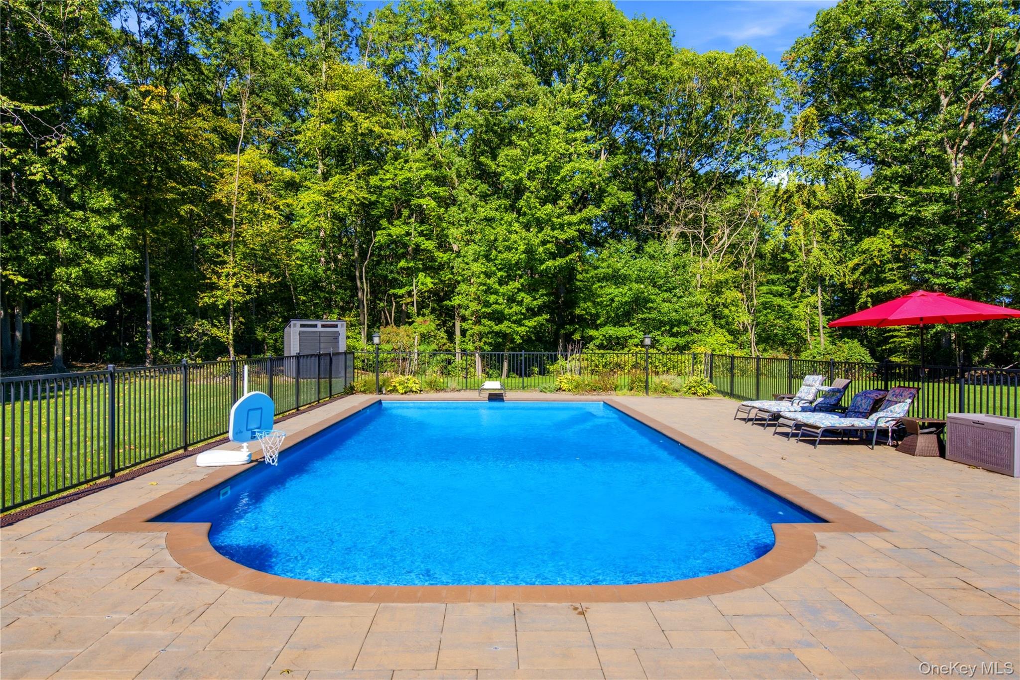 14 Sherwood Gate – For Sale photo 34