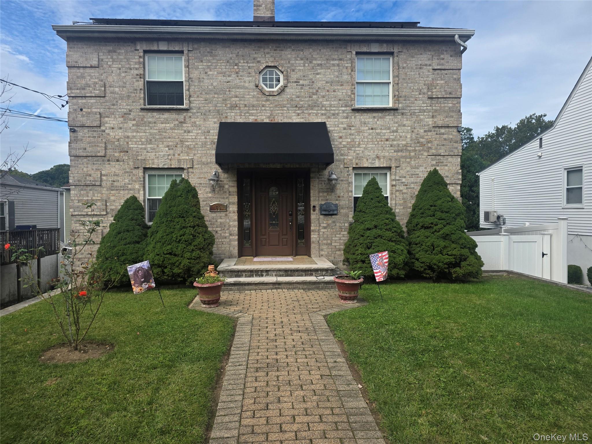 59 Mayfair Road – For Rent