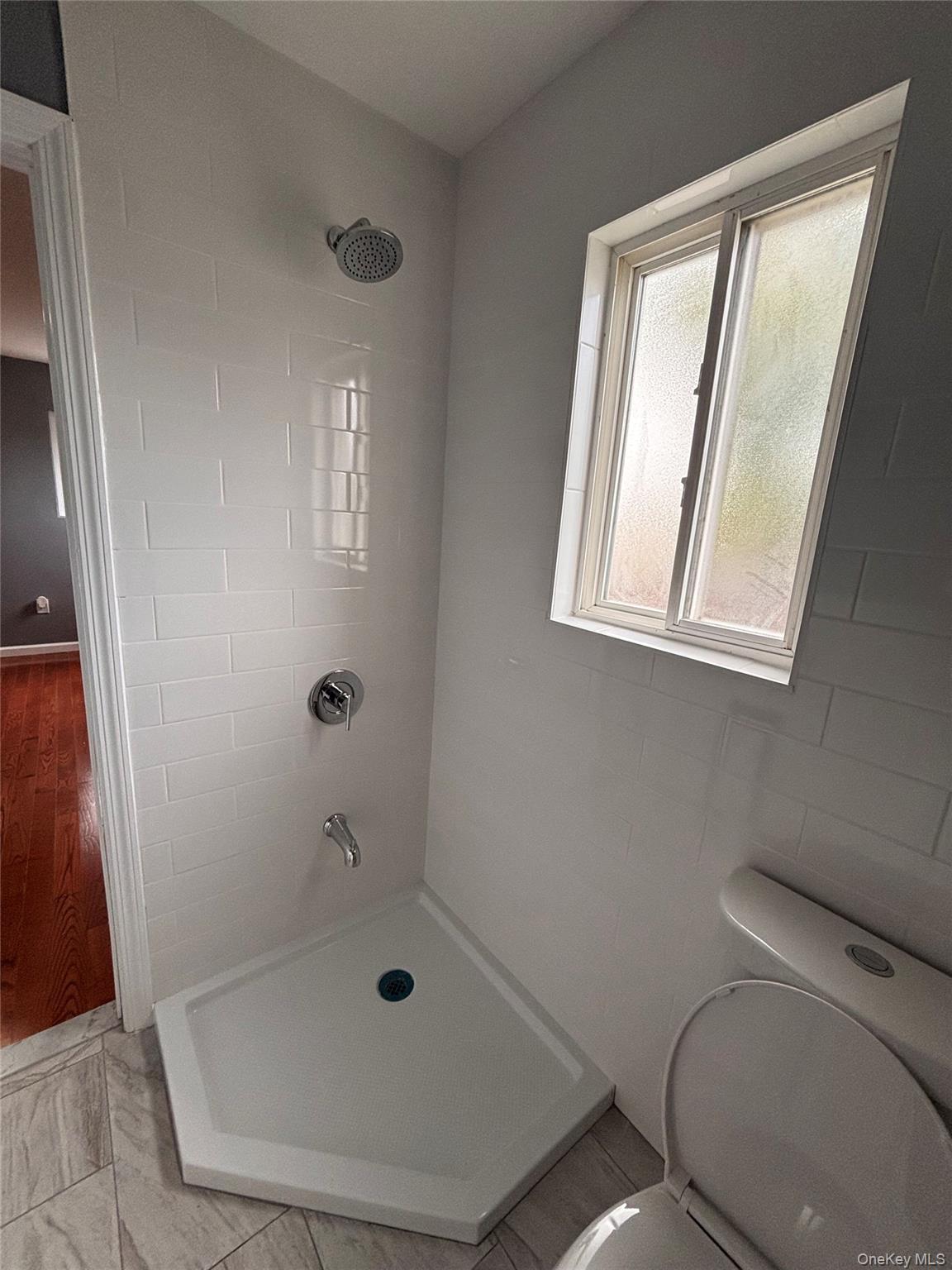 131 04 Farmers – For Rent photo 16
