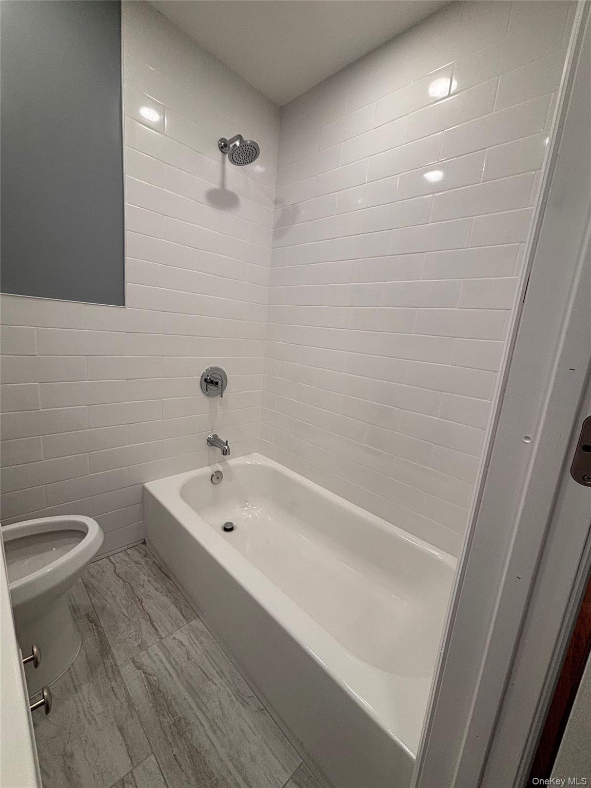 131 04 Farmers – For Rent photo 9