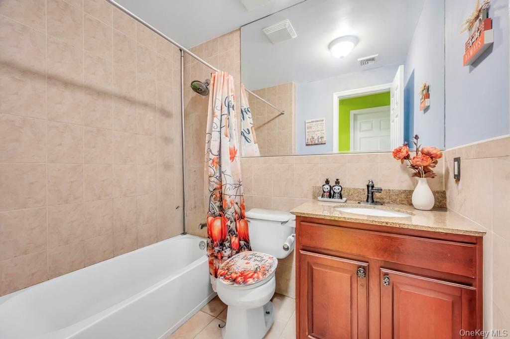 10314 Rockaway Beach Boulevard, Unit 2B photo 8