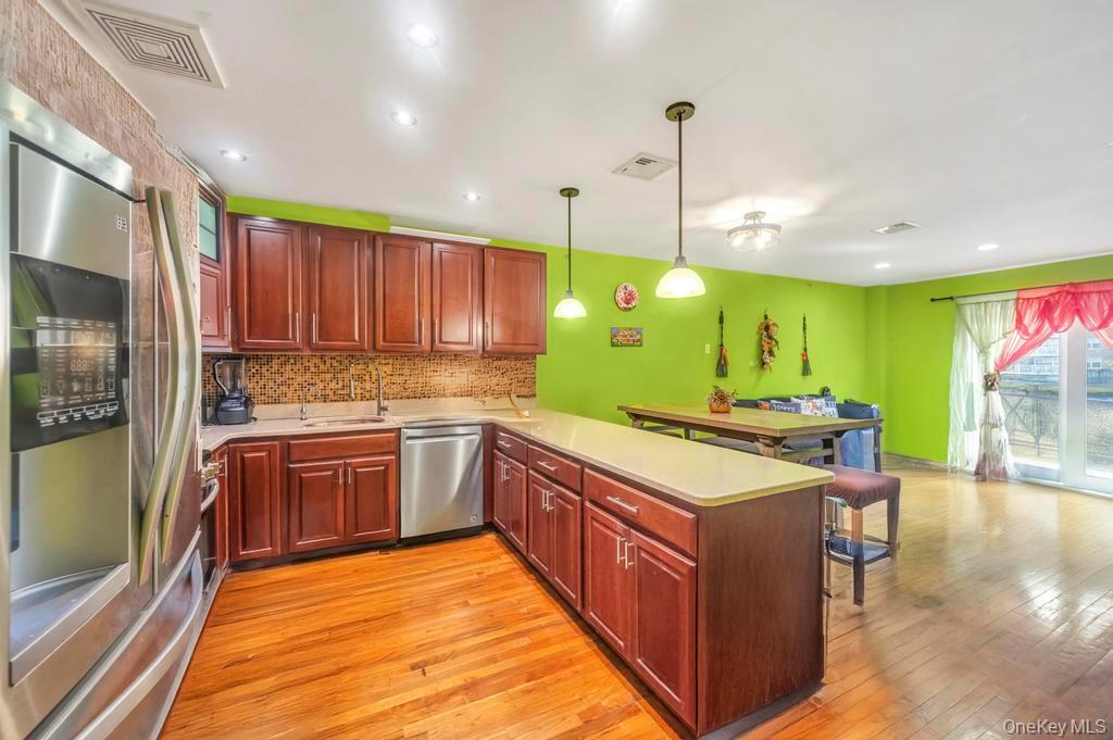 10314 Rockaway Beach Boulevard, Unit 2B photo 7