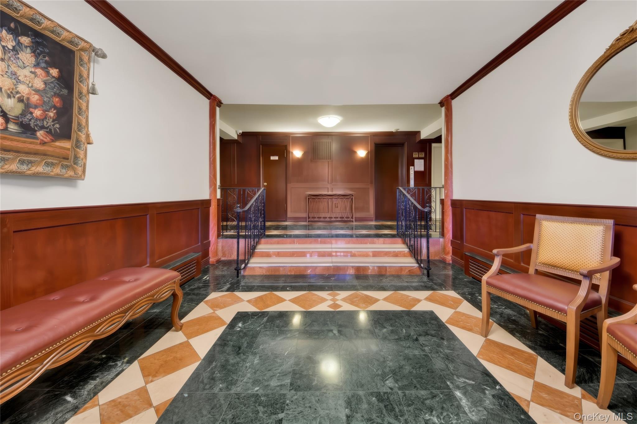 838 Pelhamdale Avenue, Unit 2P photo 14