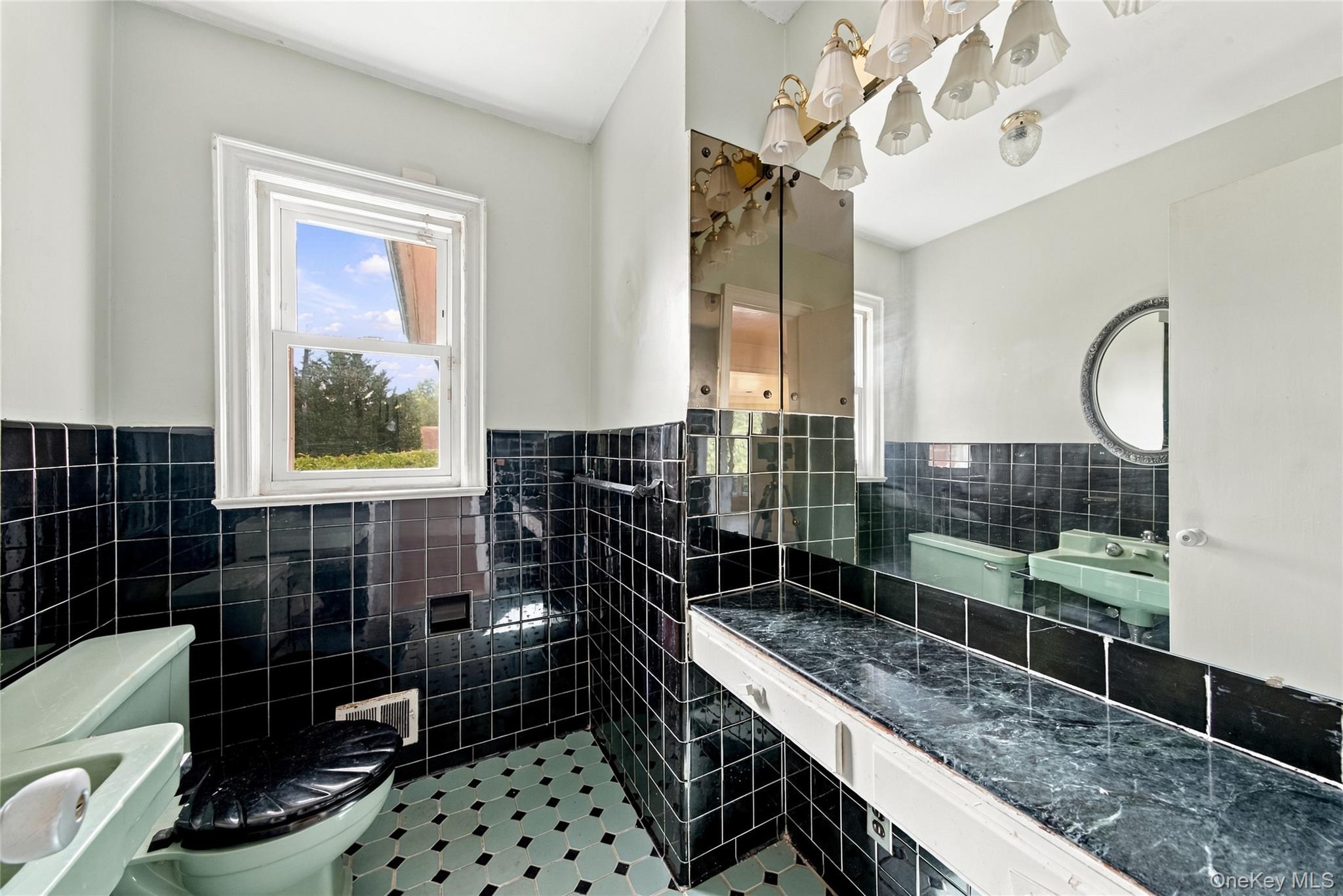 85 Del Rey Drive – For Sale photo 19