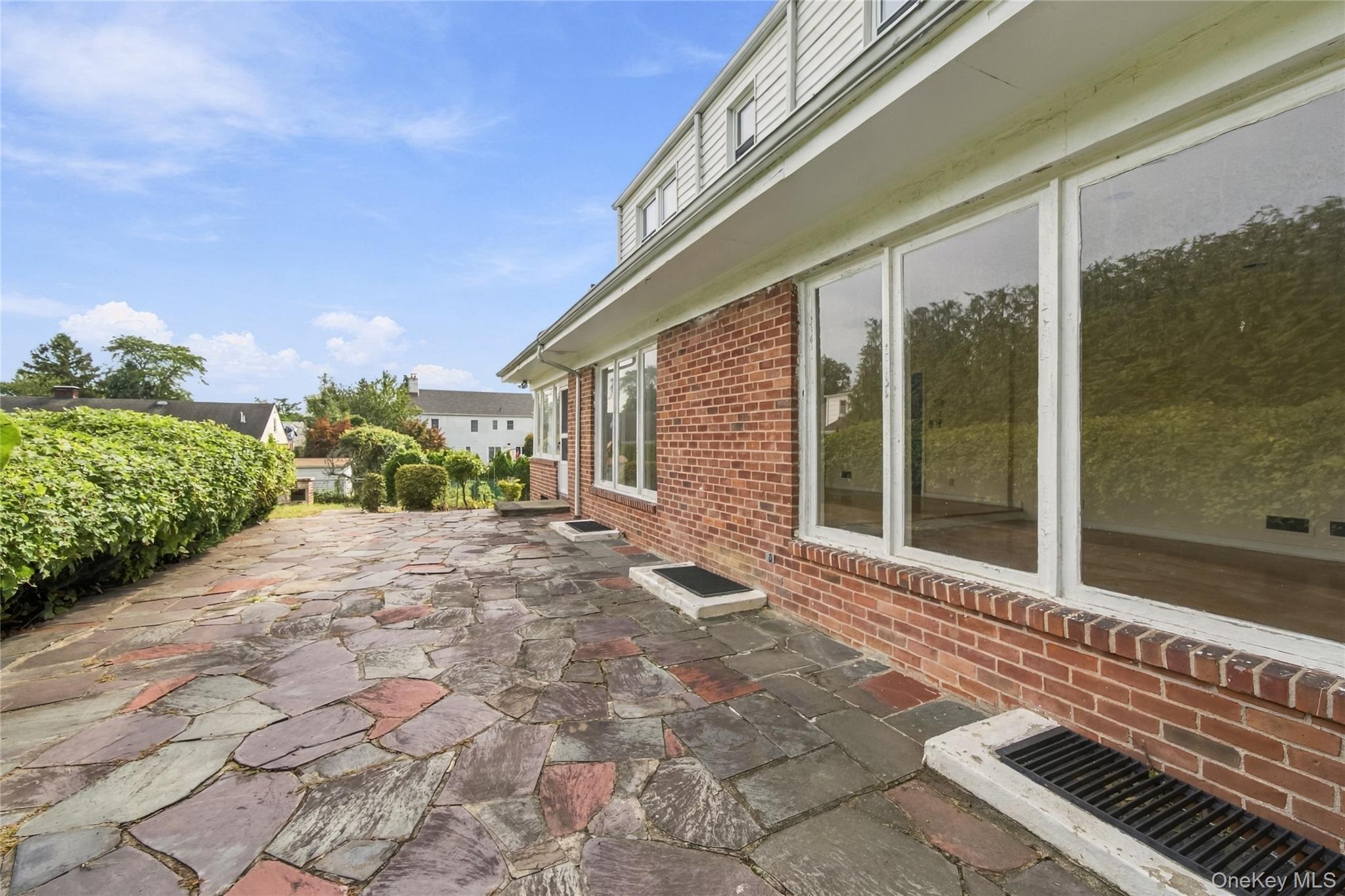 85 Del Rey Drive – For Sale photo 34