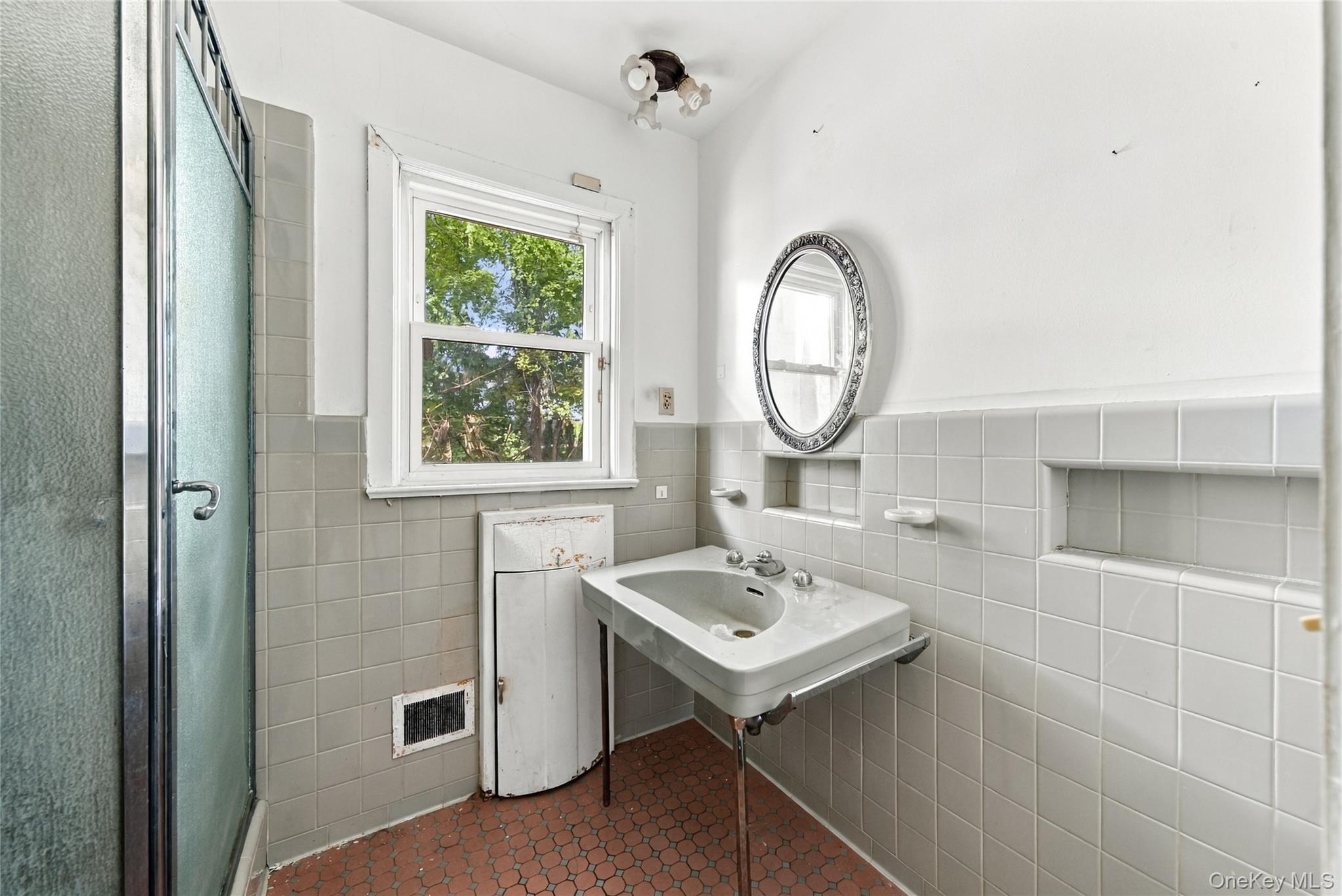 85 Del Rey Drive – For Sale photo 24
