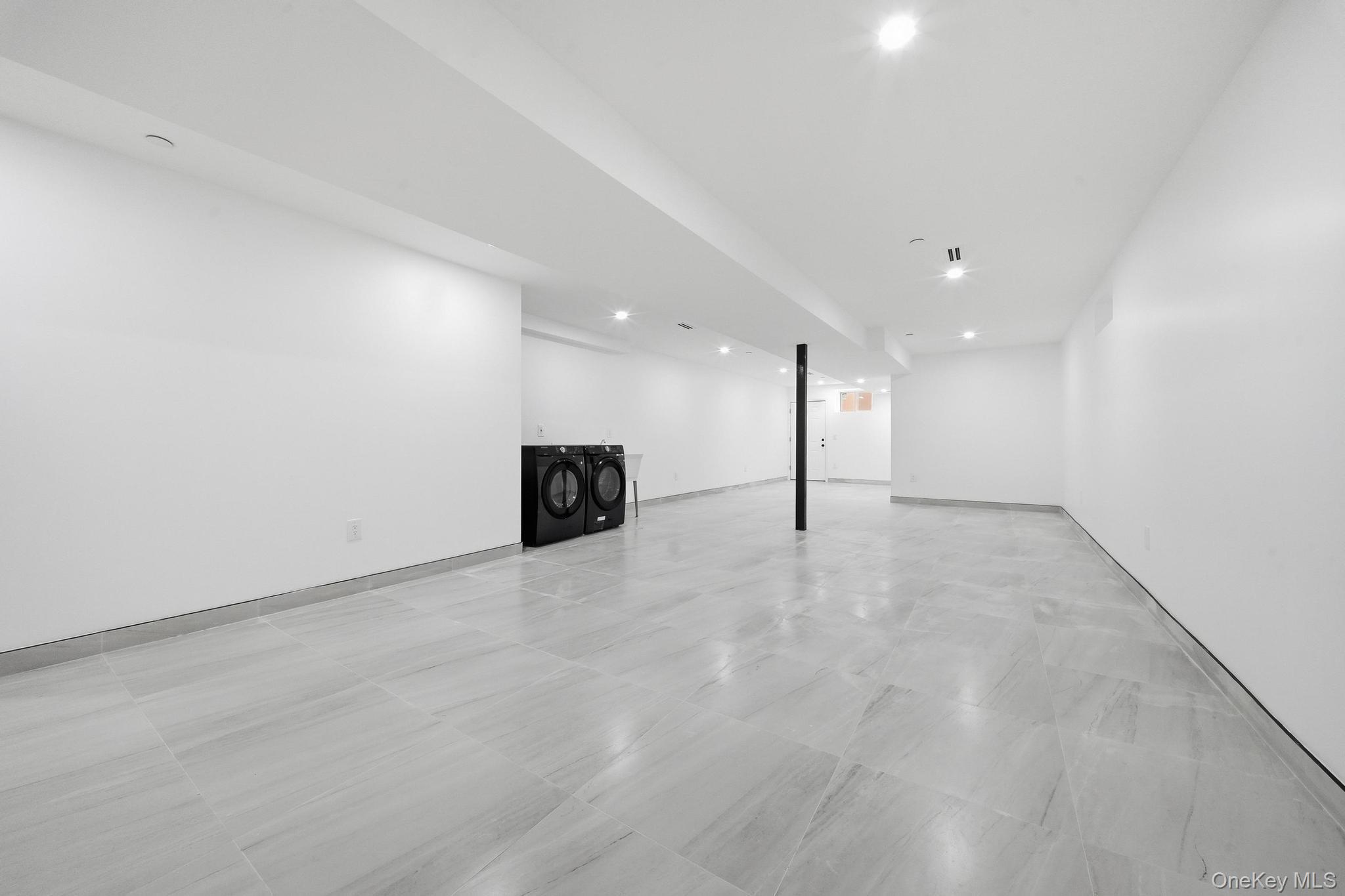 123-26 135 – For Sale photo 28