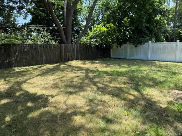 219 Willets Lane – For Rent photo 23