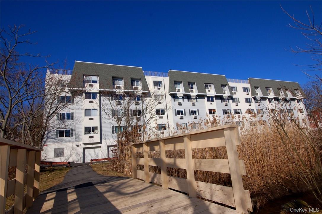 1035 E Boston Post Road E, Unit 1-5 photo 21