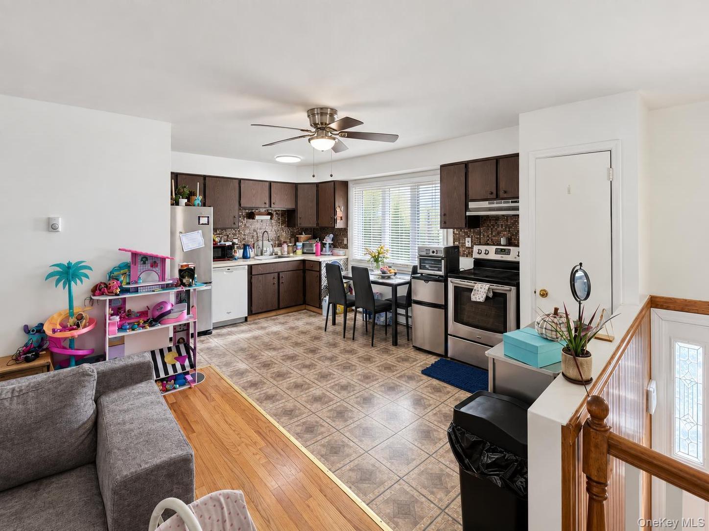 13 James Place – For Sale photo 5