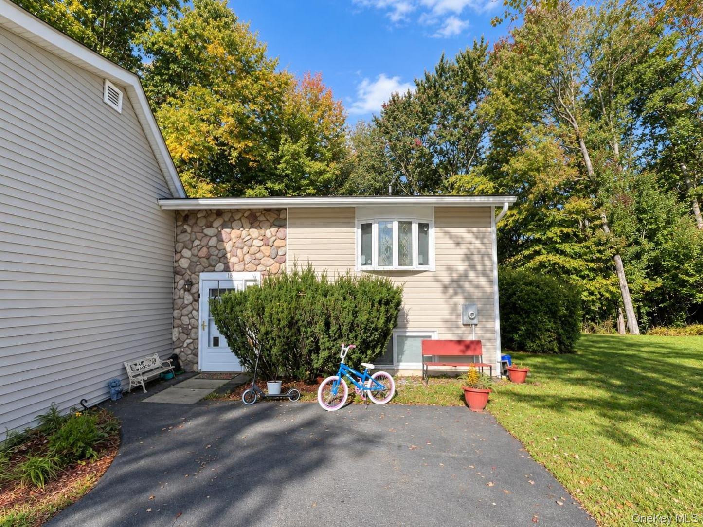 13 James Place – For Sale photo 2