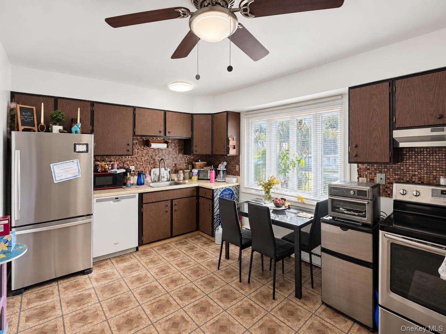 13 James Place – For Sale photo 6