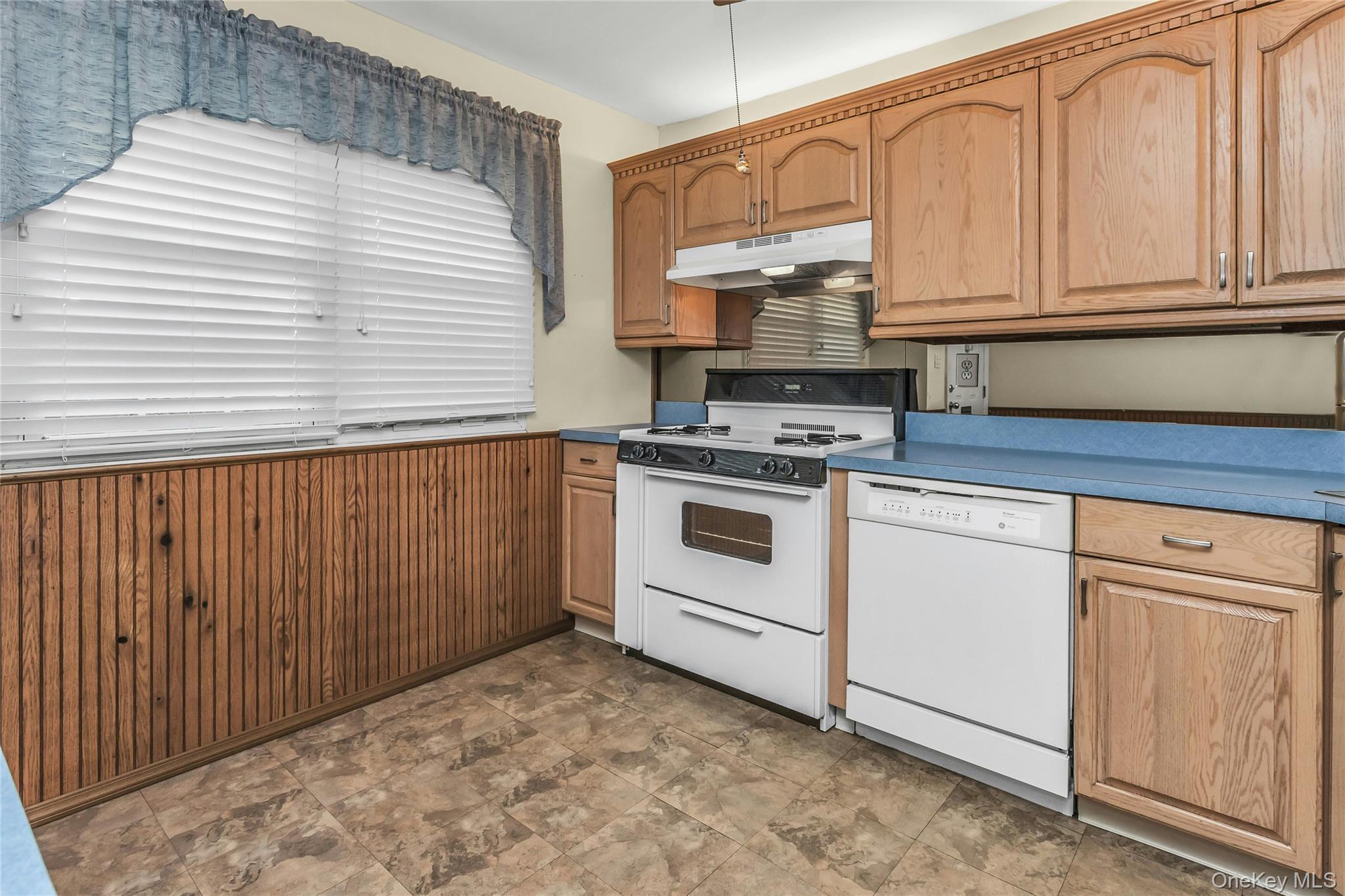4426 Wilshire Lane, Unit 4426 photo 7