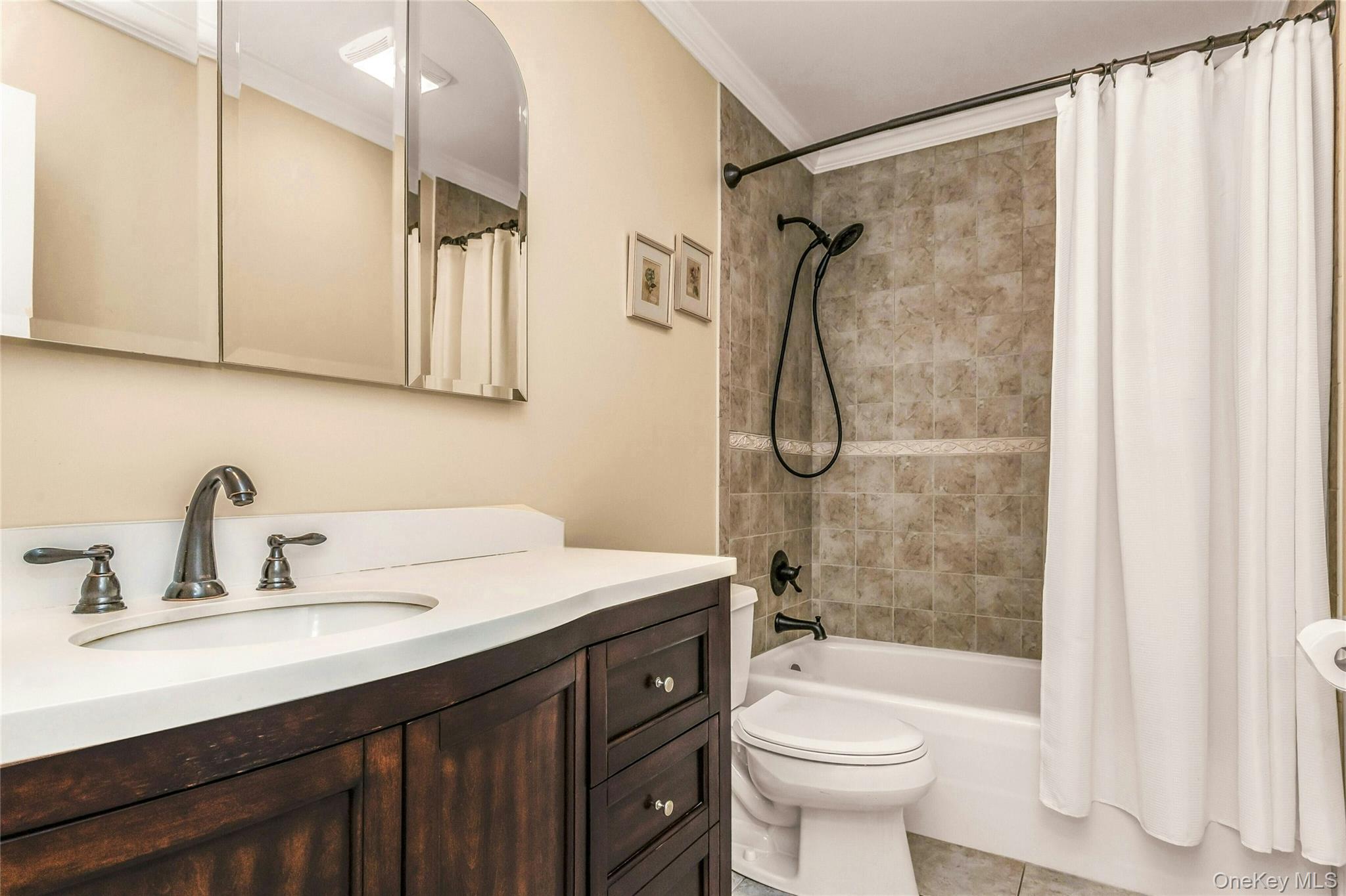 4426 Wilshire Lane, Unit 4426 photo 17