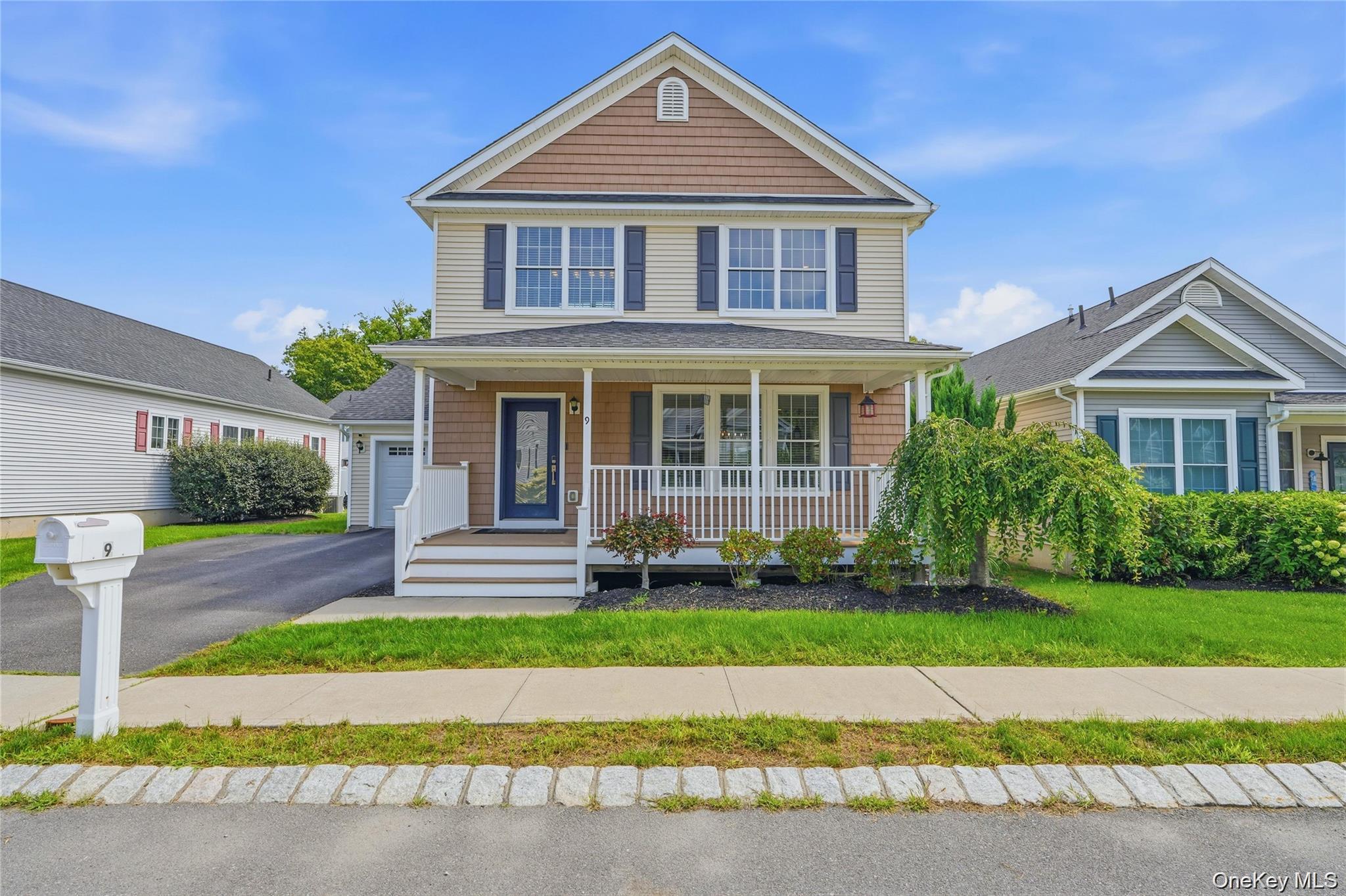 9 Emerson Terrace – For Sale