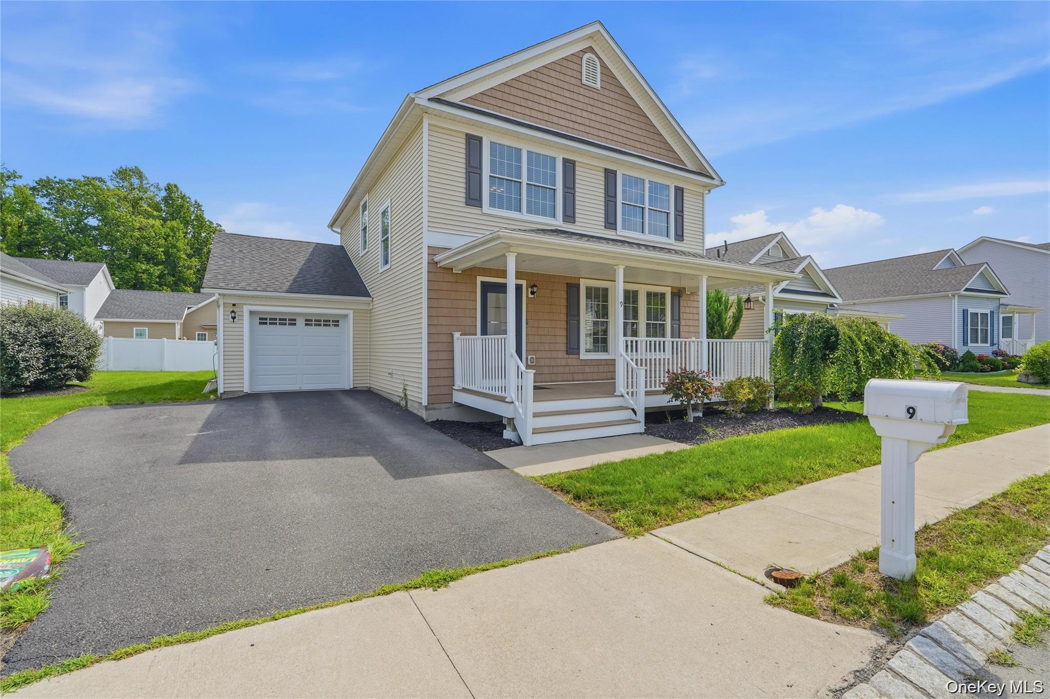 9 Emerson Terrace – For Sale photo 2