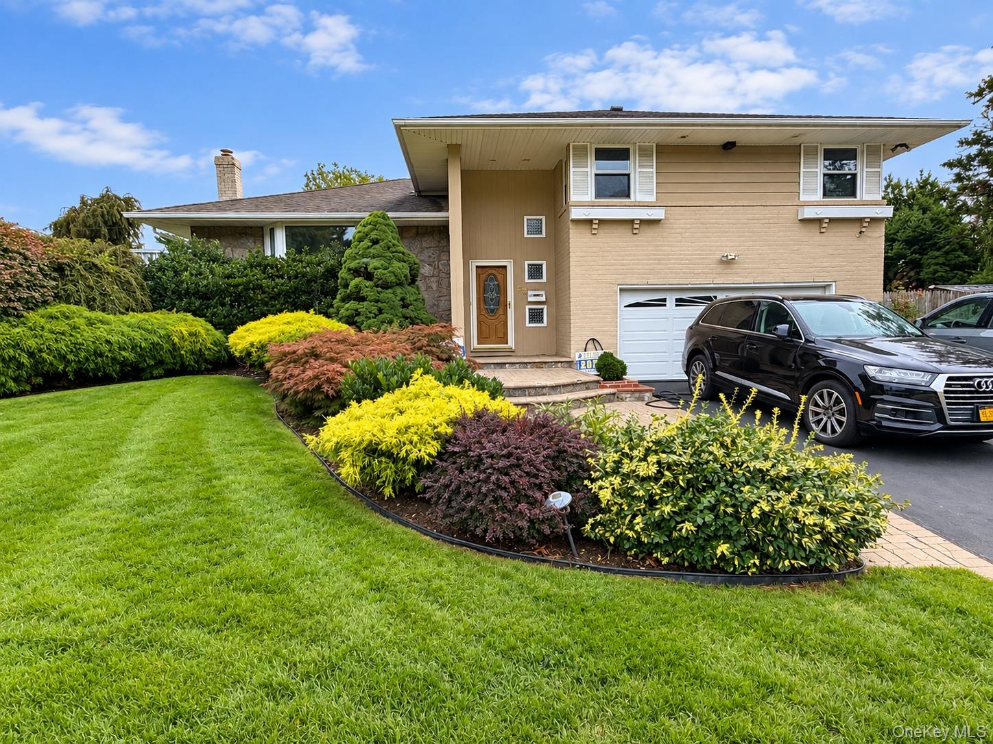 68 Hazelwood Drive – For Sale