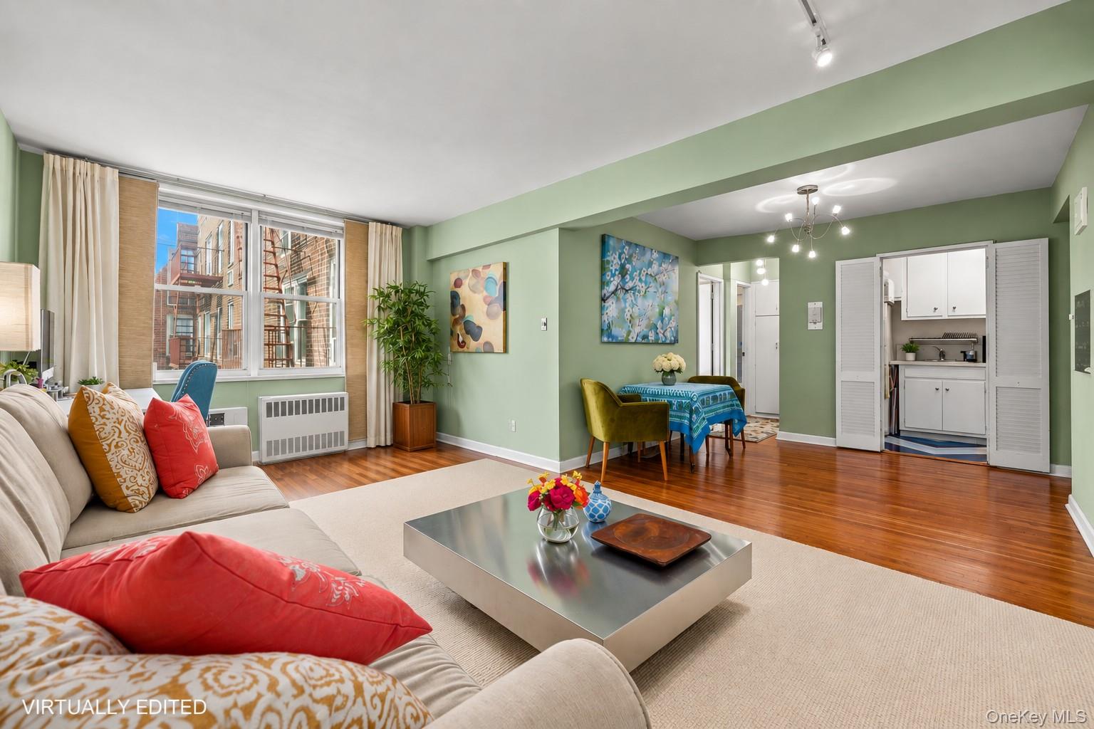 31-85 Crescent Street, Unit 516 photo 7