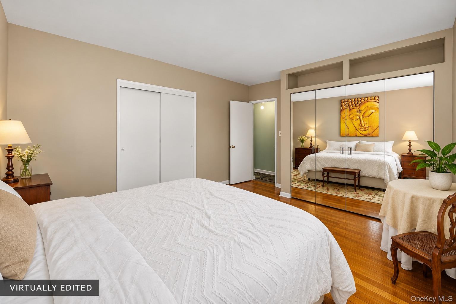31-85 Crescent Street, Unit 516 photo 12
