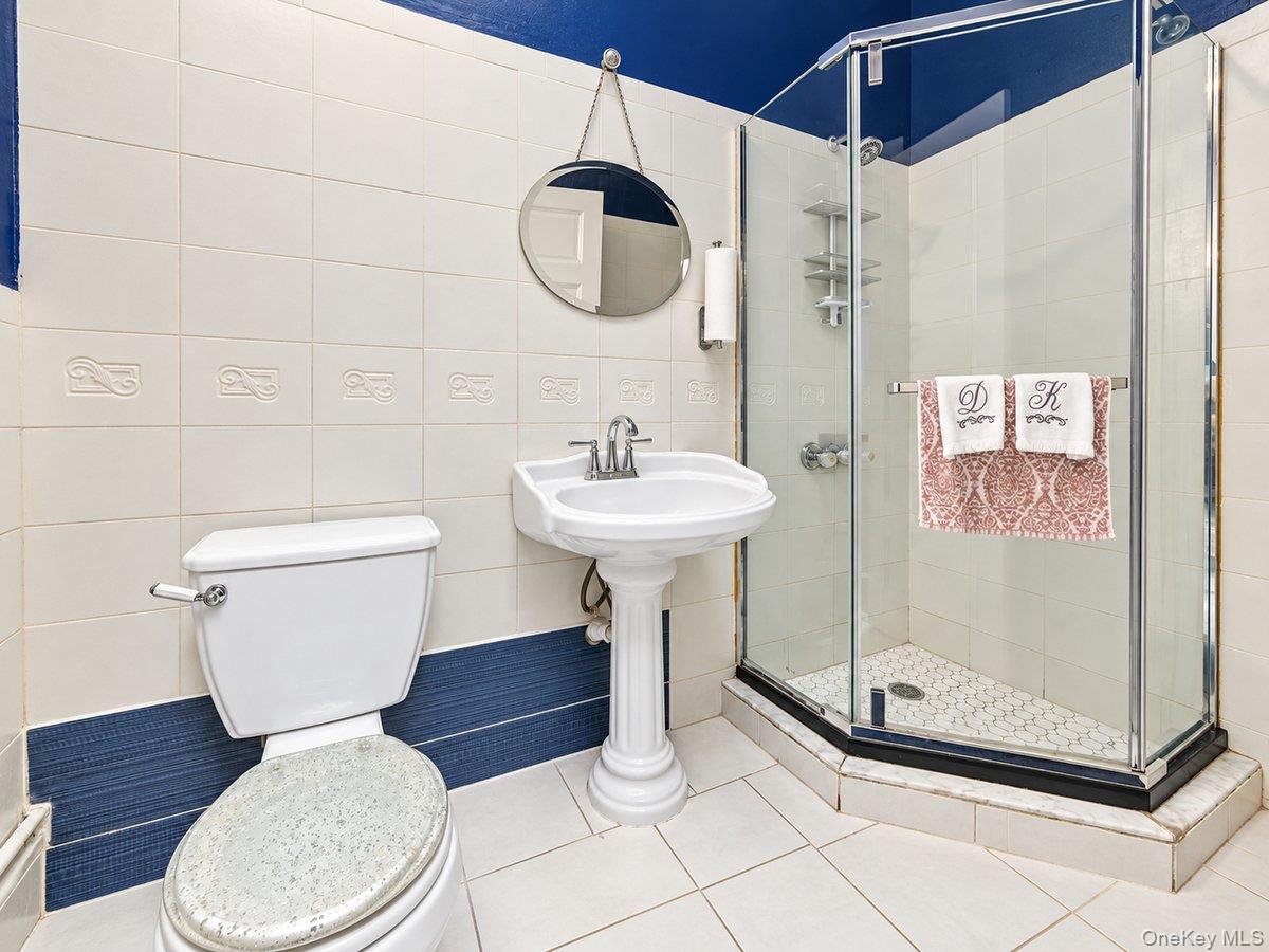 37 Grant Avenue – For Sale photo 16