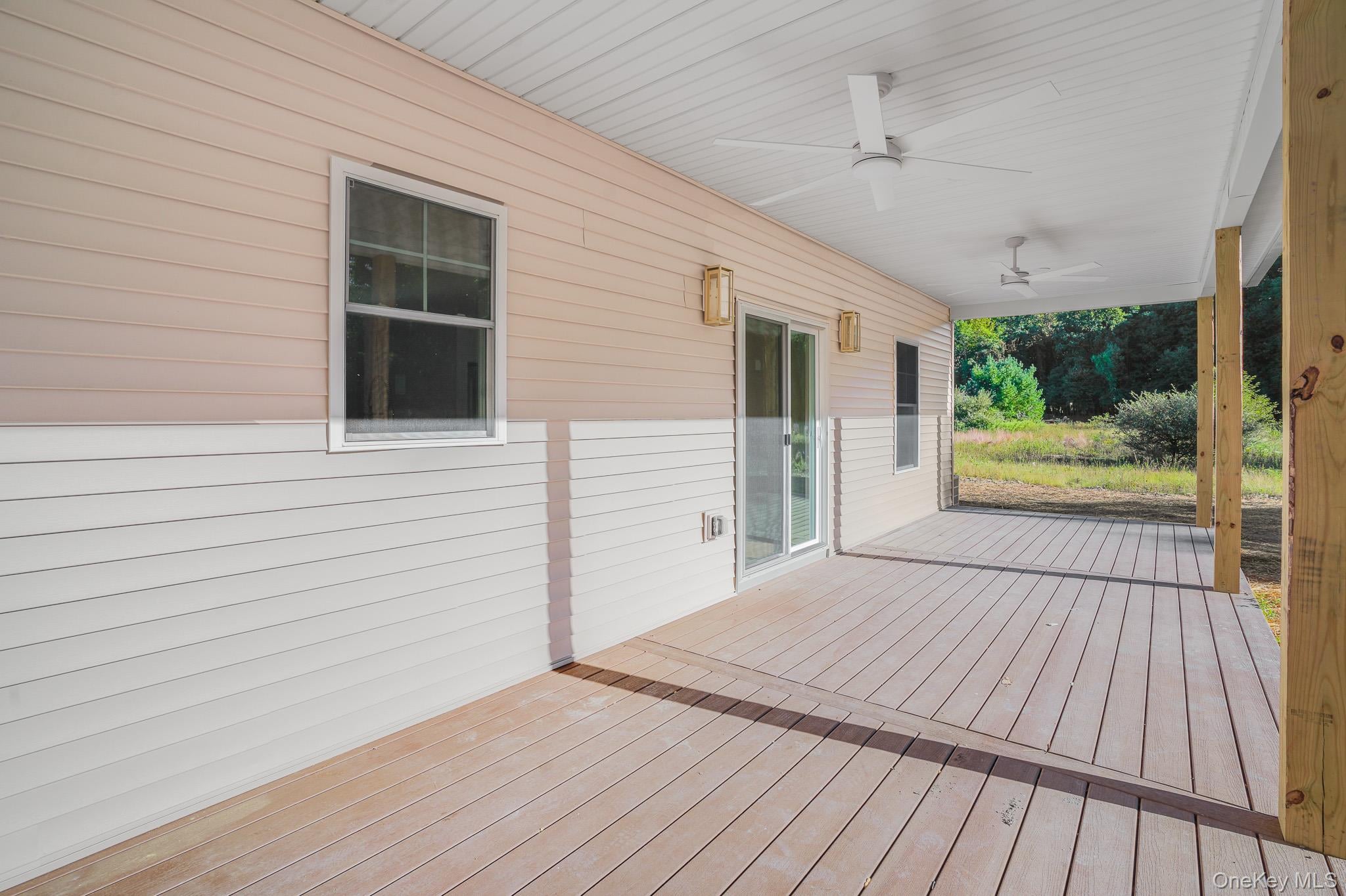 153 S Quaker Lane – For Sale photo 4
