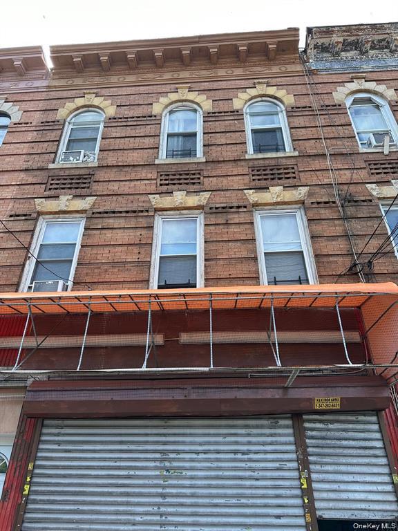 980 Sutter Avenue – For Sale