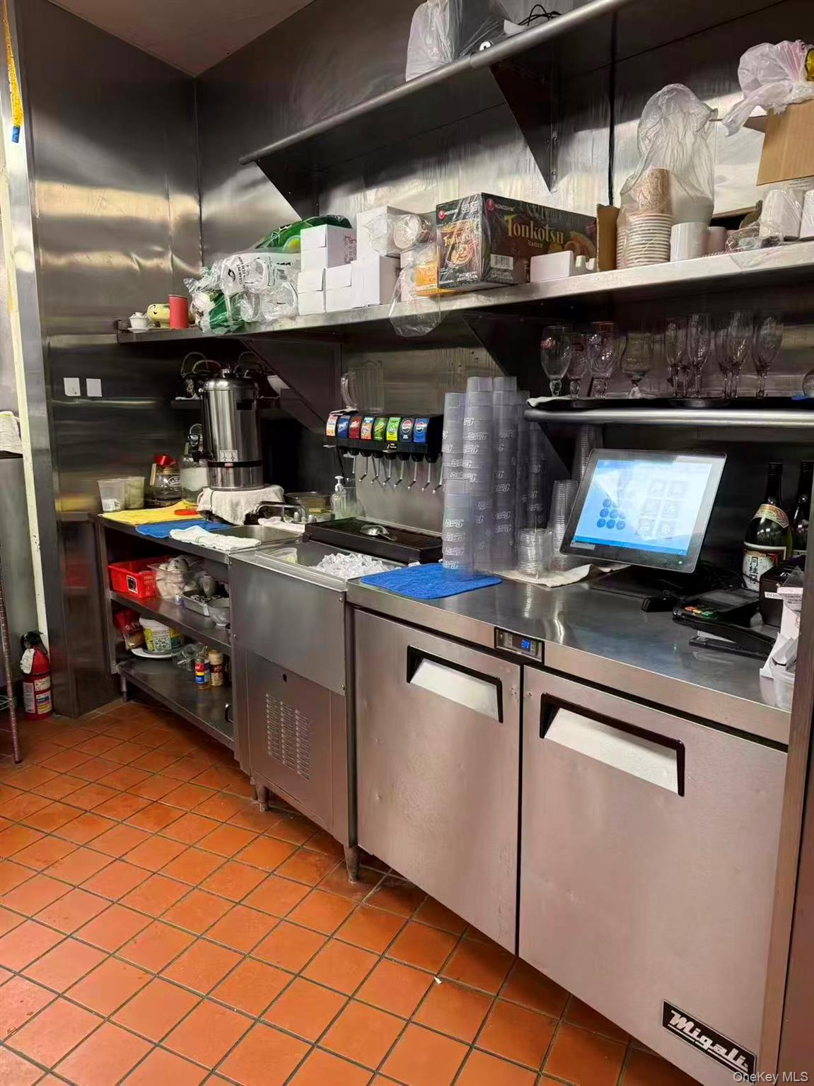 983 US-6 – For Sale photo 5