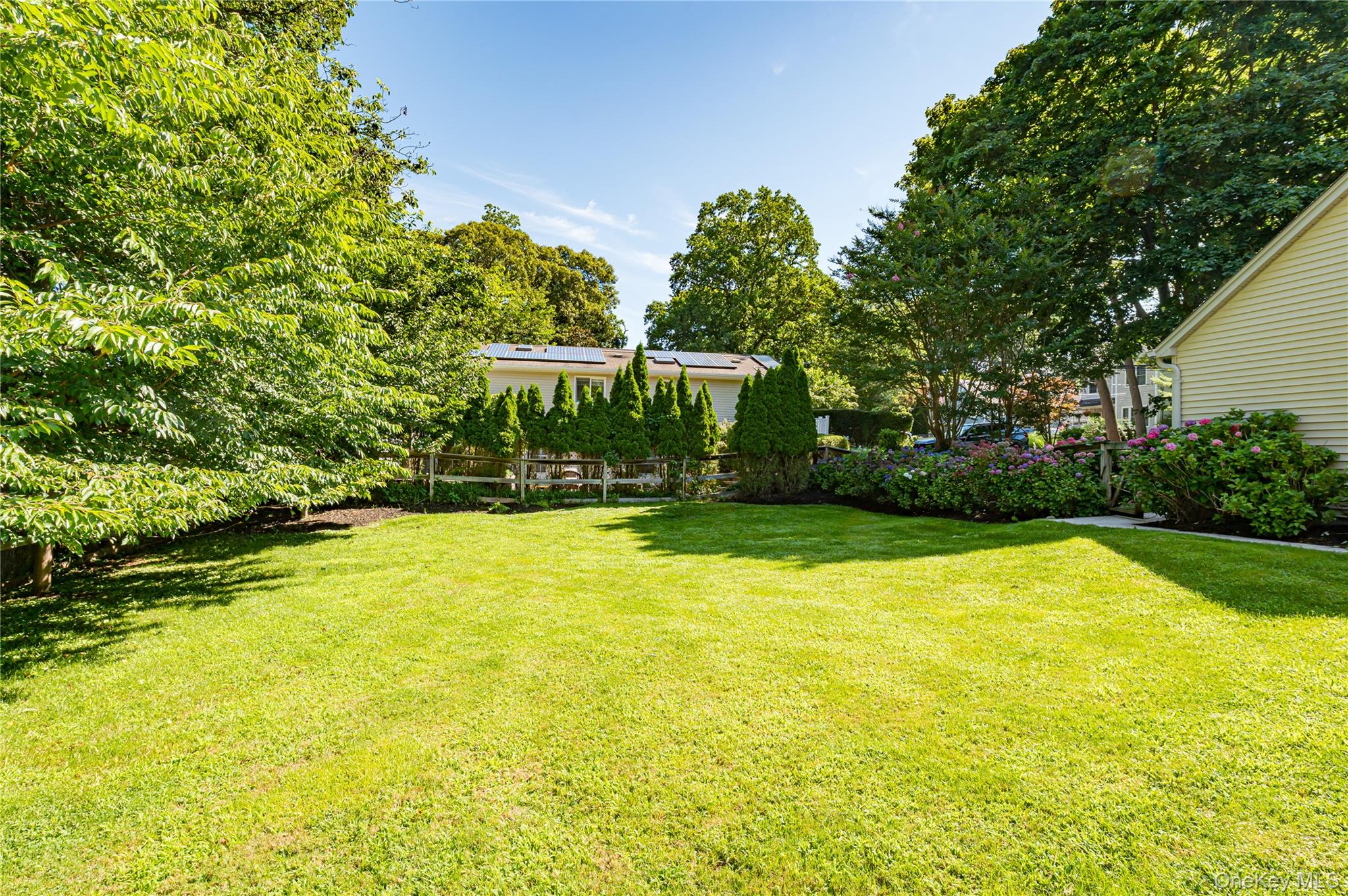 10 Laurel Road – For Sale photo 19