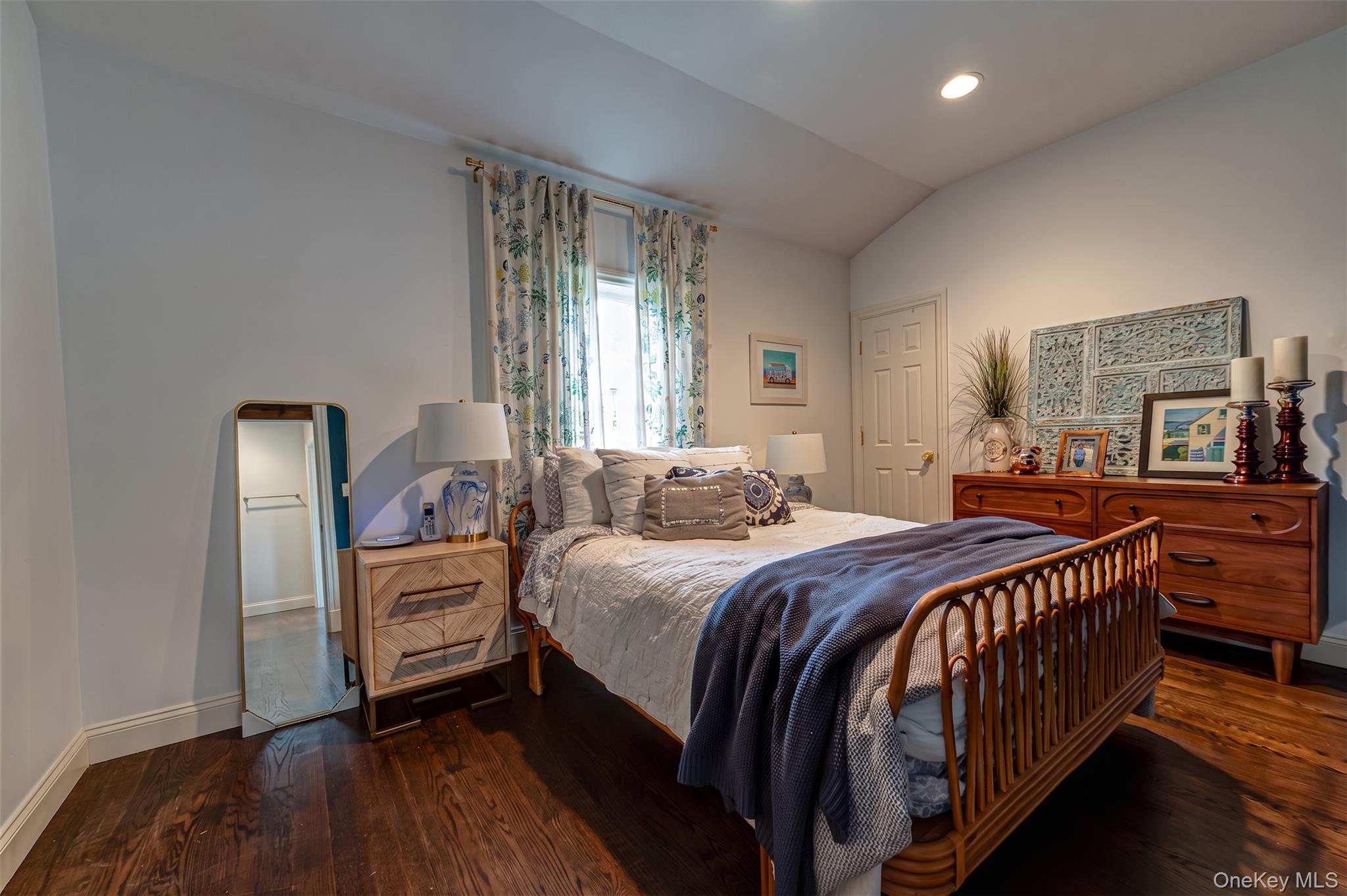 10 Laurel Road – For Sale photo 12
