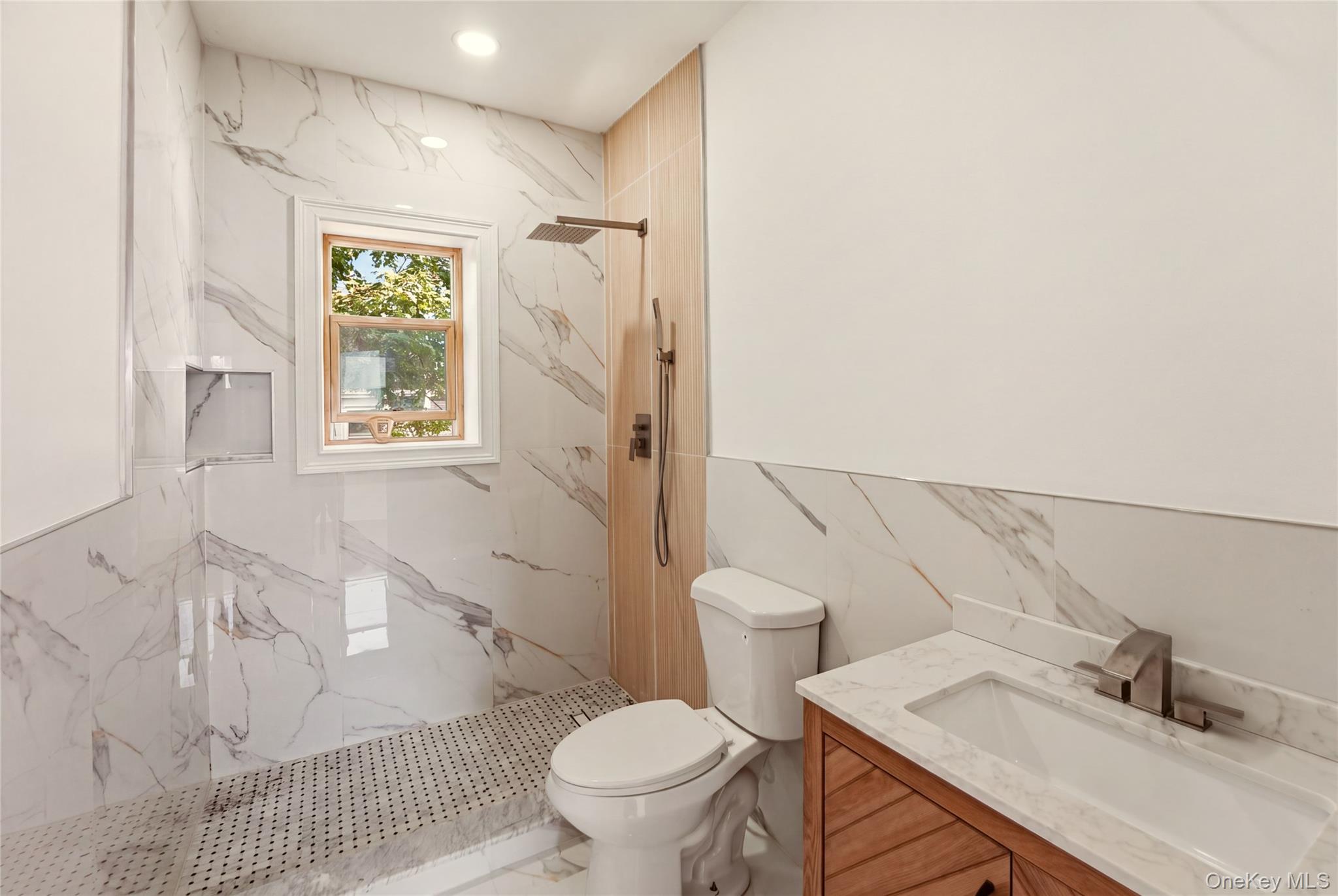 137 43rd Street – For Sale photo 5