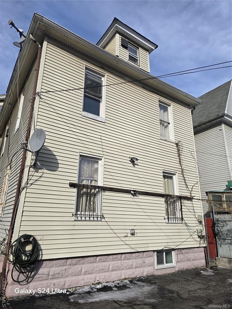 14818 89th Avenue – For Sale