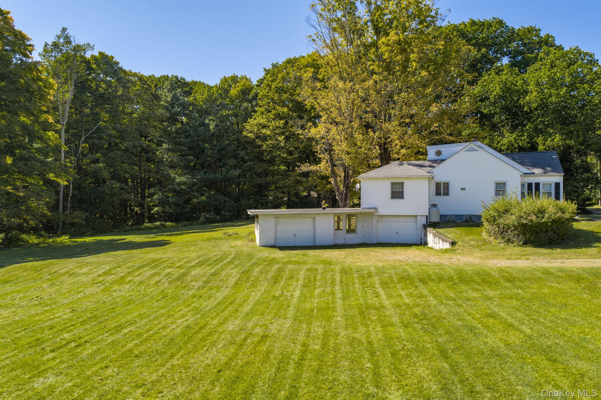 24 Wolf Lake Road – For Sale photo 5