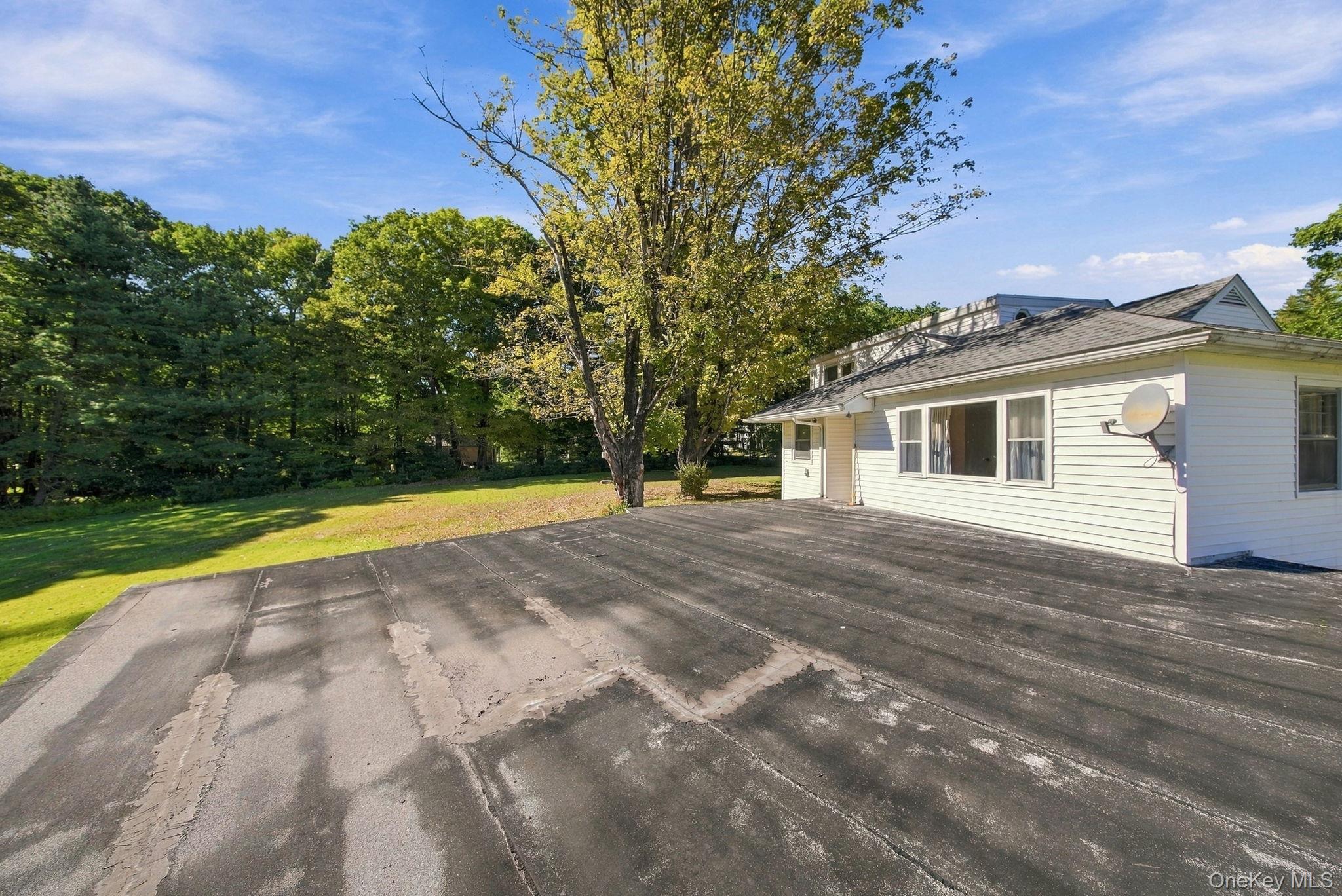 24 Wolf Lake Road – For Sale photo 35