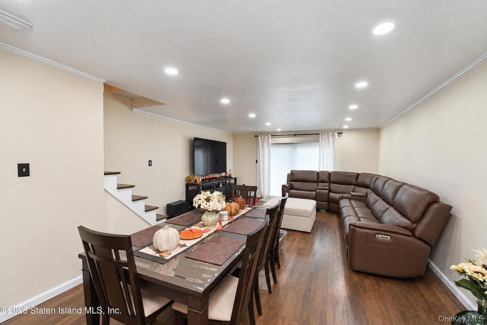 23 Dreyer Ave – For Sale photo 5