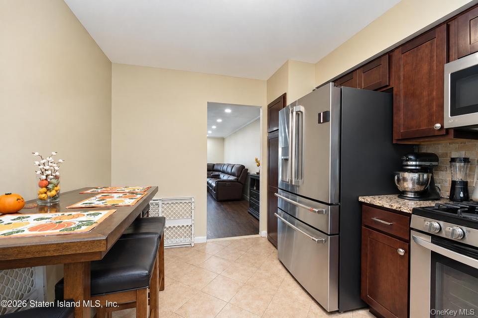 23 Dreyer Ave – For Sale photo 7