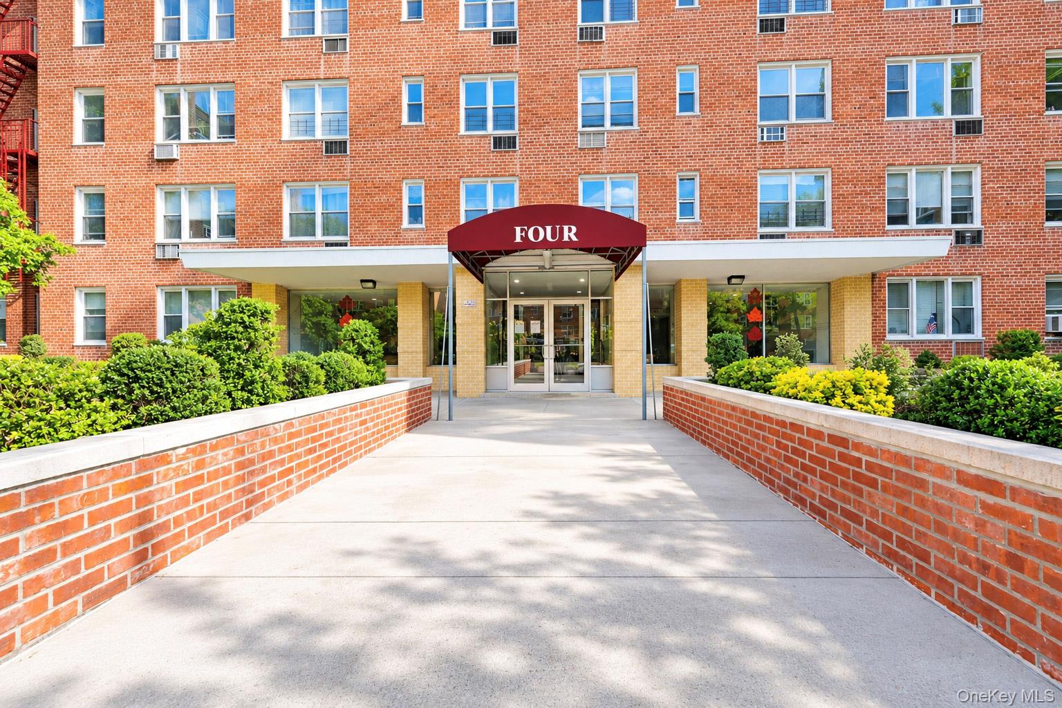 4 Sadore Lane, Unit 2W photo 14
