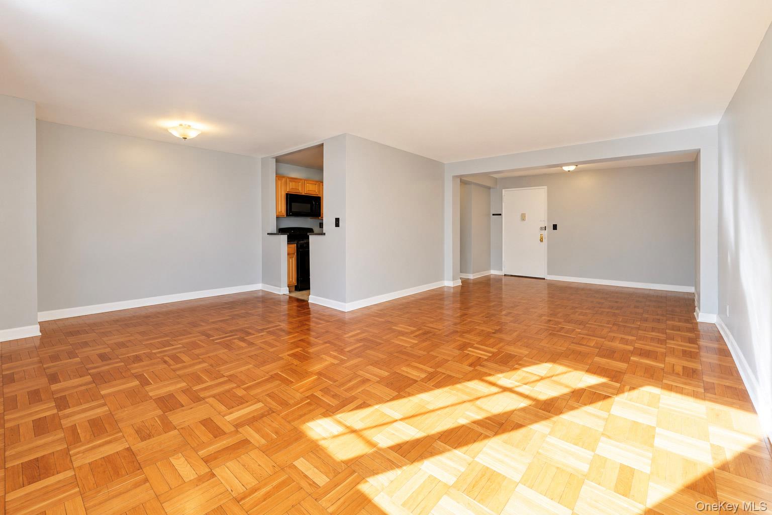 4 Sadore Lane, Unit 2W photo 9
