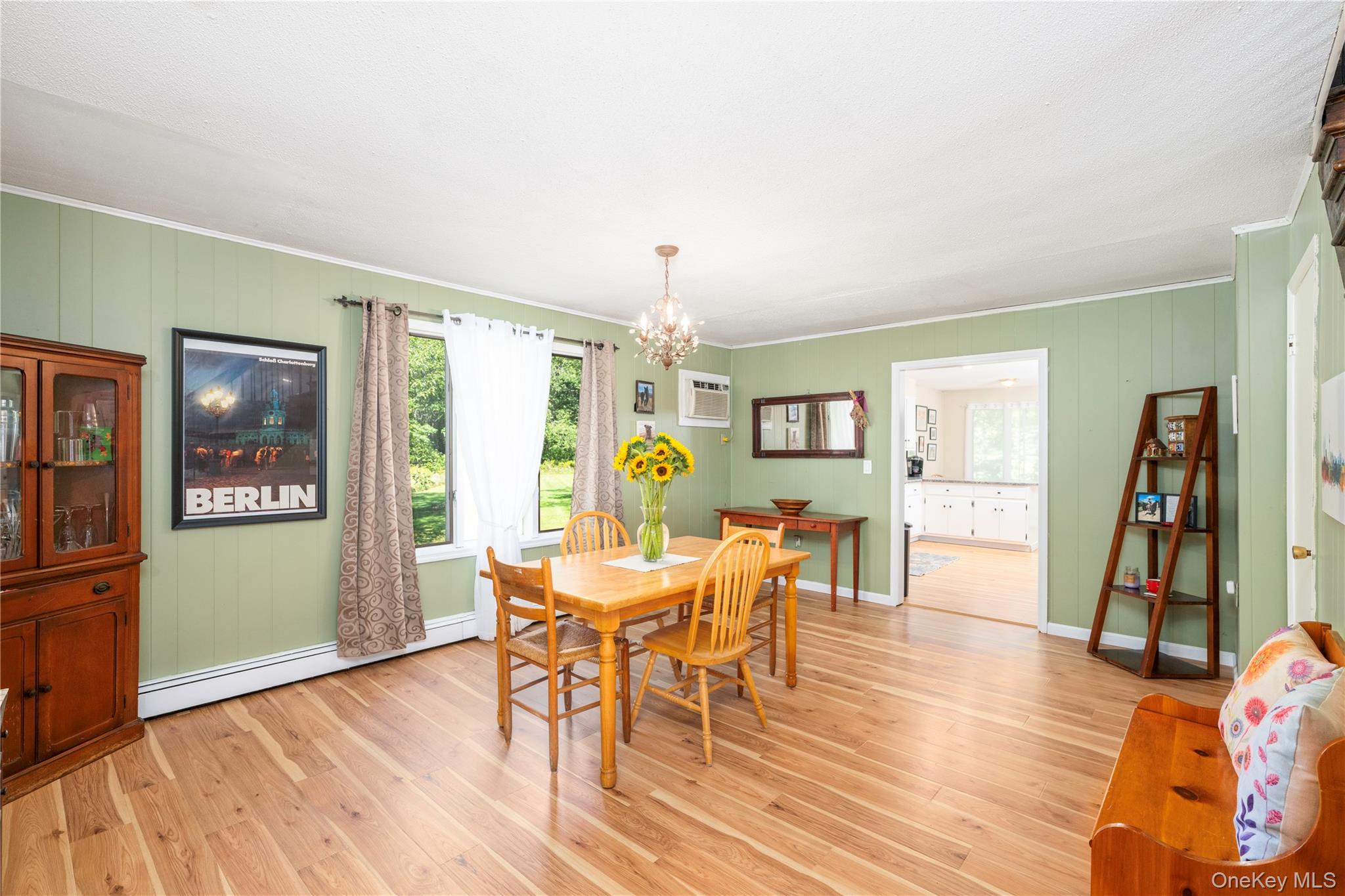 15 Storybook Lane – For Sale photo 9
