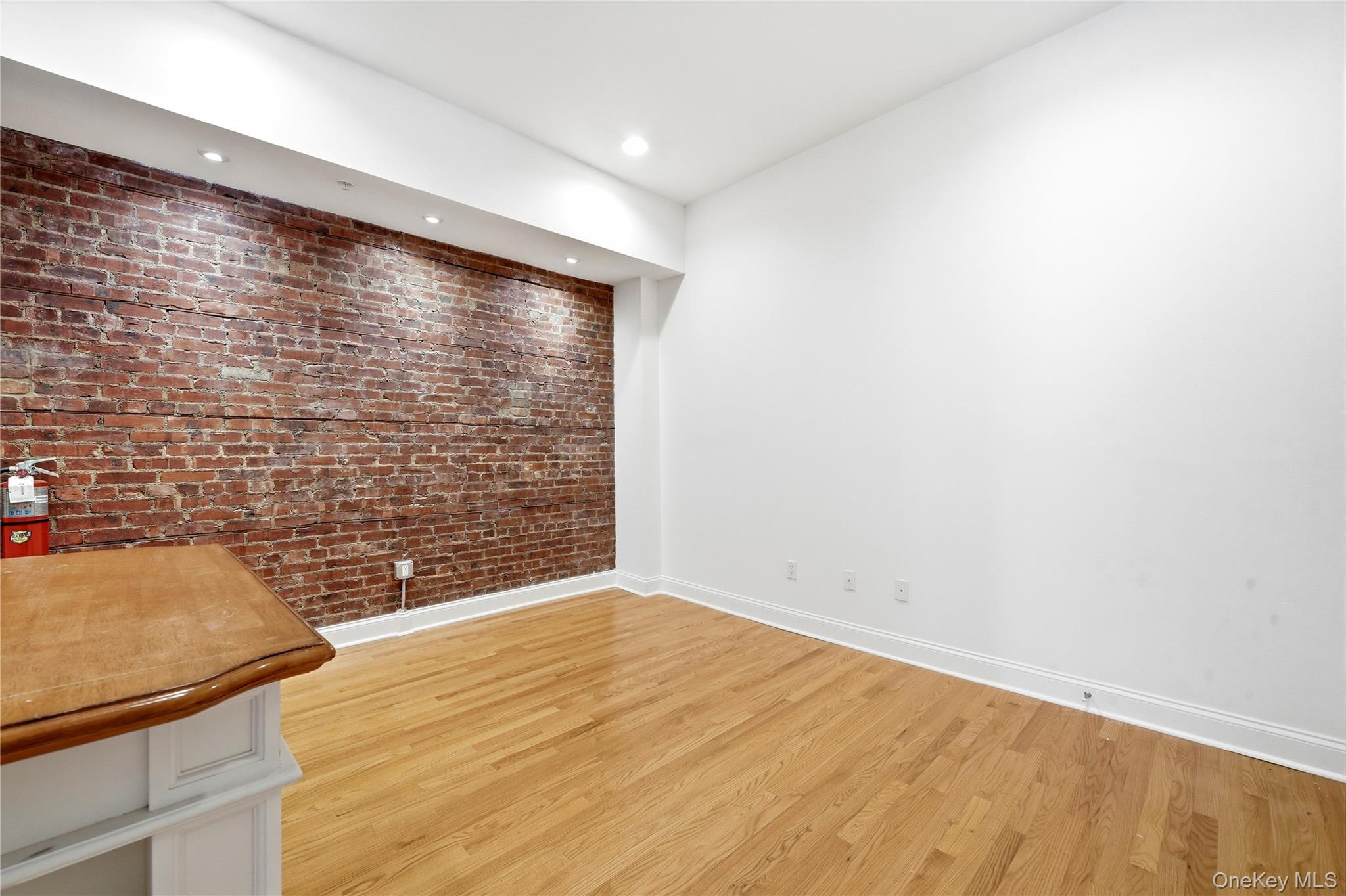 276 Main Street, Unit 2F photo 11