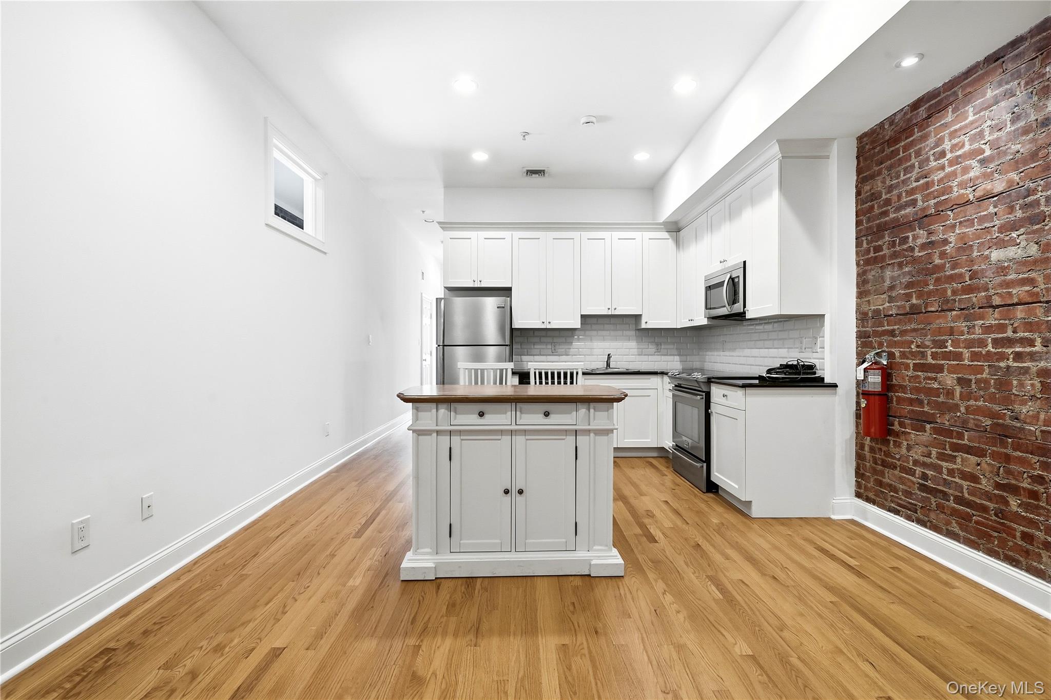 276 Main Street, Unit 2F photo 6