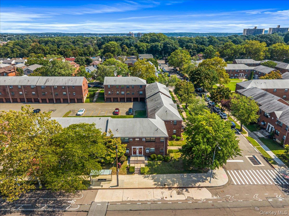 17-03 Utopia Parkway, Unit 2-48 photo 19
