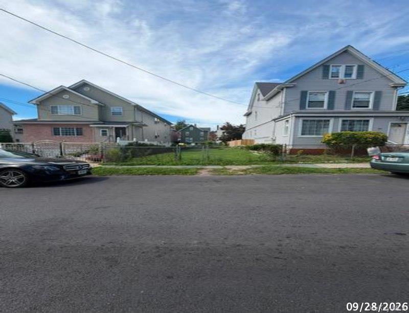 404 S 1st Avenue – For Sale