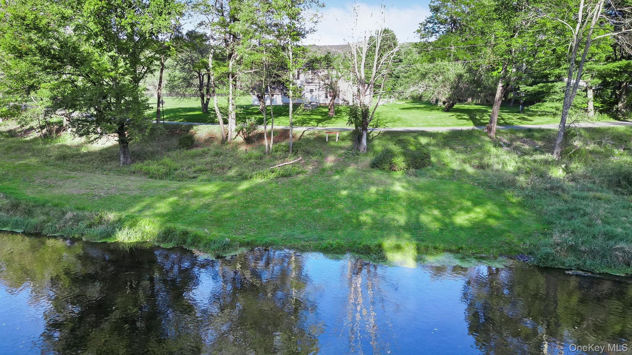 463 River Road – For Sale photo 3